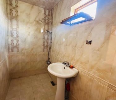 Vayots Dzor Province House | Gndevaz homme
