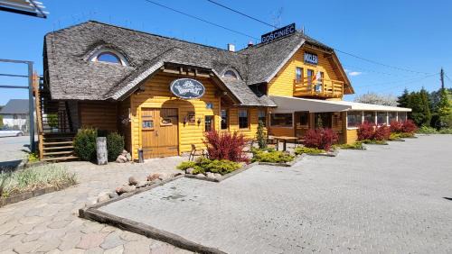 Zblewo Hotel | Gościniec Konopielka