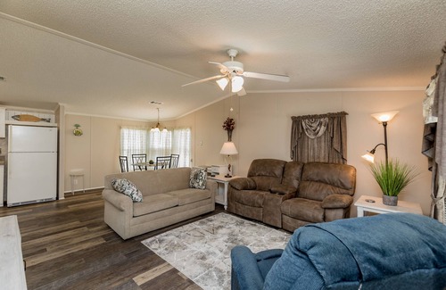 Buckhead Ridge House | GO FISH House