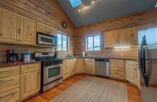 Livingston House | Goat Mountain Cabin: Mountain Views & Big Sky Comfort in Livingston