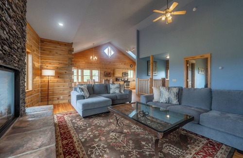 Livingston House | Goat Mountain Cabin: Mountain Views & Big Sky Comfort in Livingston