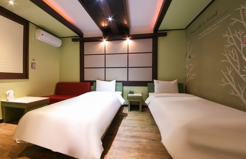 Goheung Hotel | Goheung Nokdong BM