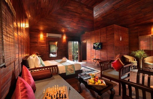 Somvarpet Hotel | Gokulam Grand Resort and Spa Coorg