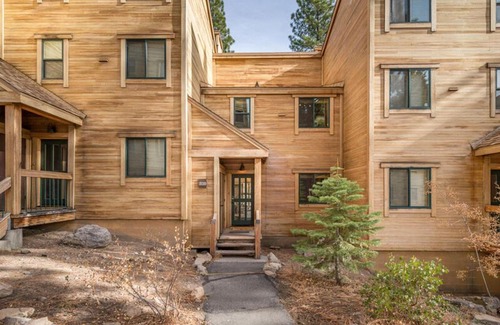 Truckee House | Gold Bend #2 by Tahoe Truckee Vacation Properties