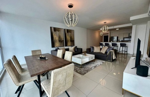Costa del Este Apartment | Gold Tower - Bright 3 BDR Apt in Costa del Este