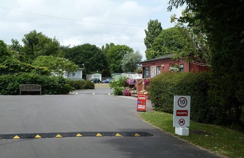 Aldwick House | Goldcrest 2 berth caravan at Copthorne Caravans