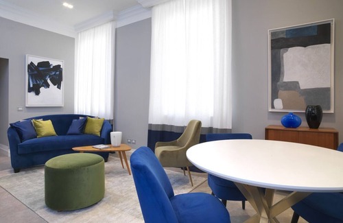 Santo Spirito Apartment | GOLDEN DRAGON SUITES 102
