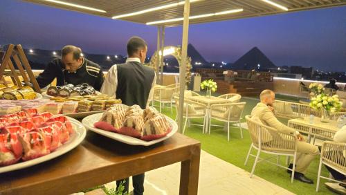 Kafrat al Jabal Hotel | Golden mask pyramids inn