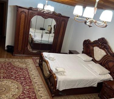 Bukhara Hotel | Golden Minaret with Restaurant