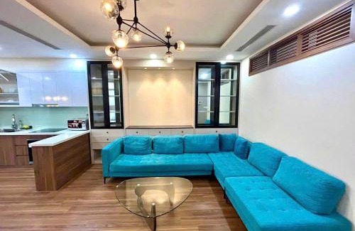 Cau Giay Apartment | Golden park Tower- Cau Giay park near Greenwich Uni