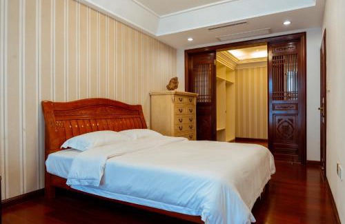 Guilin City Centre House | Golden Peach Riverside Manor