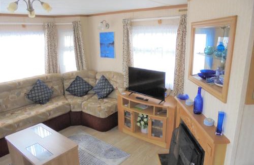 Ingoldmells Apartment | Golden Sands: Arizona GS 6 Berth, Access to the beach