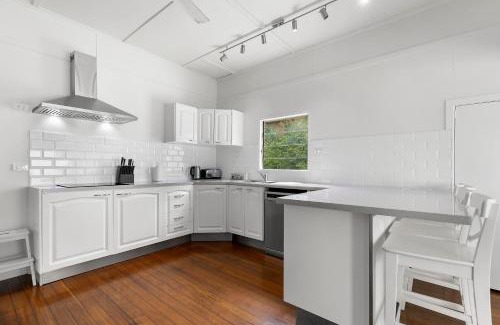 Beachmere House | Golden Sands at Beachmere