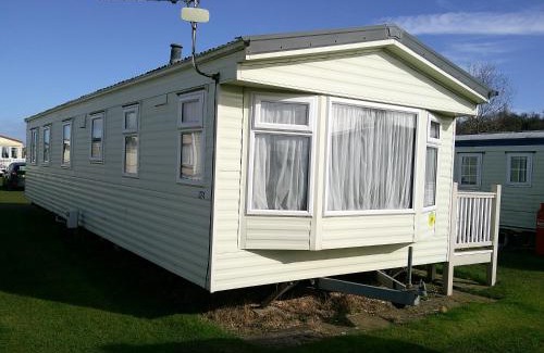 Ingoldmells Resort | Golden Sands Salisbury GS 8 Berth Heated Access to the beach