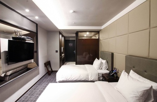 Yongin Hotel | Golden Tulip Ever Yongin