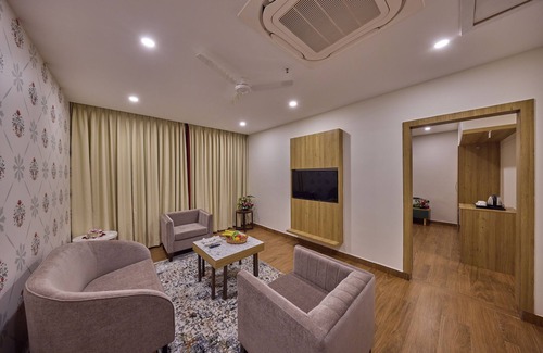 Tirupati Hotel | Golden Tulip Tirupati