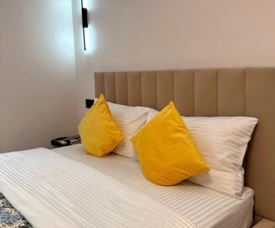 Almaty Apartment | Golden yurt 2