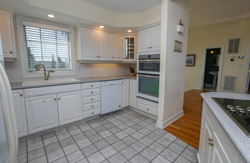 Colington House | Goldenberg - 🏄Enjoy Spectacular Views from this 4 BR Oceanfront Home🏄