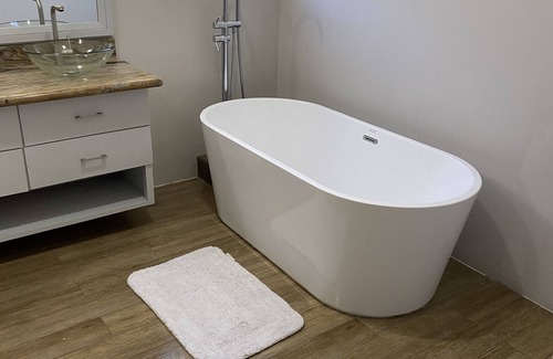 Claremont House | Golding Residence-quite home away from home