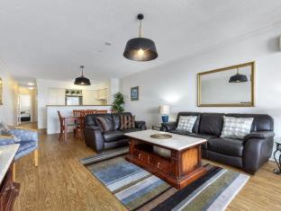 Teneriffe Apartment | Goldsborough Place Apartments