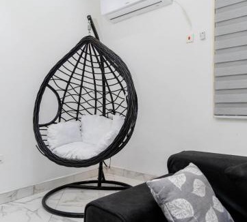 Madina Apartment | GoldView Apartments, West Trassaco