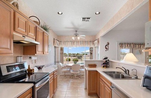 Superstition Springs House | Golf Course Single Level Home with Amazing Sunset Views