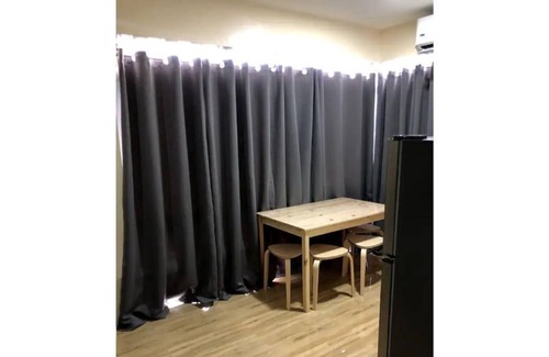 Bonifacio Global City House | Golf Course View 2BR Loft Unit w/ WIFI & Netflix
