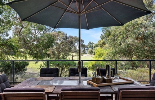 Anglesea House | Golf Edge - Ideal escape for Golf Enthusiasts