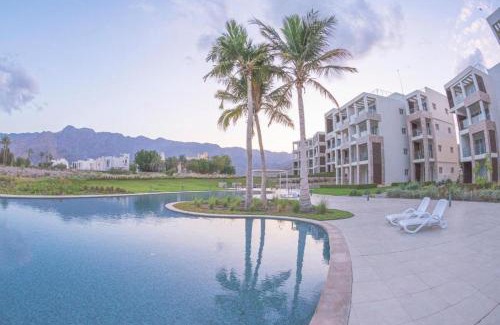 As Sifah Apartment | Golf Lack Studio