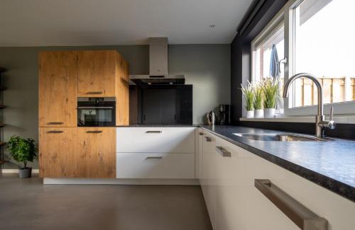 Municipality of Veere House | Golfbreker