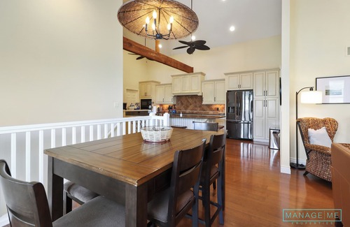 Camdenton House | Golfer's Paradise | Family Home | Sleeping 12