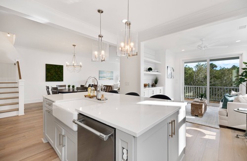 Johns Island House | "Gone Coastal" 3 bedroom townhouse with community pool and fitness center