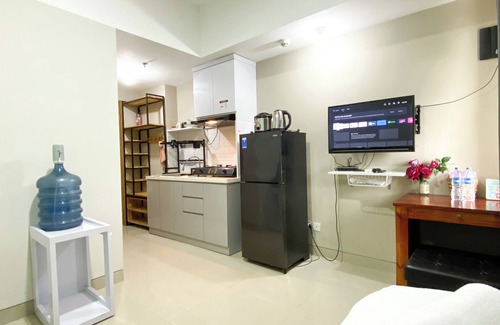 Duren Sawit Apartment | Good and Homey Studio at LRT City Jatibening Apartment