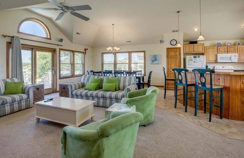 Carolina Dunes House | Good Day Sunshine | 1589 ft from the beach | Private Pool, Hot Tub | Duck