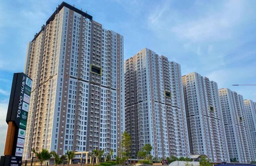 Java Apartment | Good Look Studio Tokyo Riverside Pik 2 Apartment