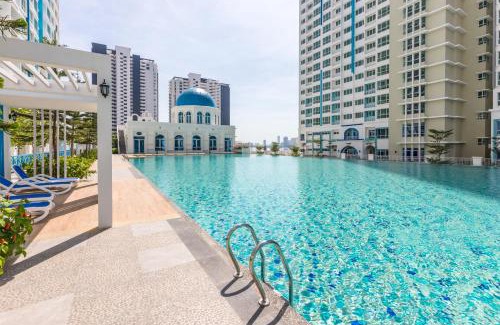 Seri Tanjung Pinang Apartment | Good Seaview, Vacation Home