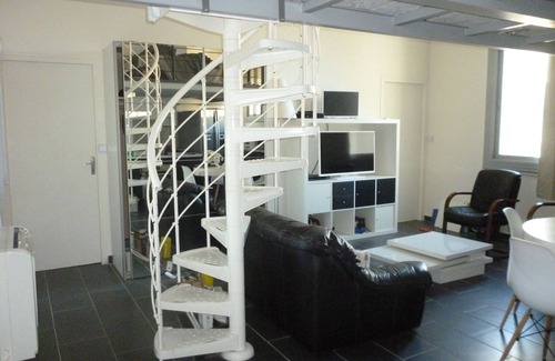 Palavas-les-Flots Apartment | Good standing loft (whirlpool, air conditioning, internet access)