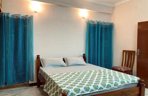 Egmore Apartment | Good Stay Mount Road Egmore Without kitchen