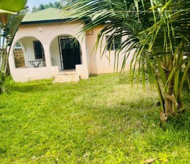 Brufut House | Good Vibes Guesthouse