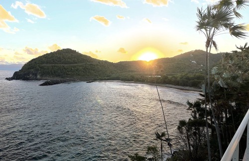 Rosendal Villa | Good Vibes Only OceanFront Villa🌴Private Pool-Modern-Sun Decks-Spectacular Views