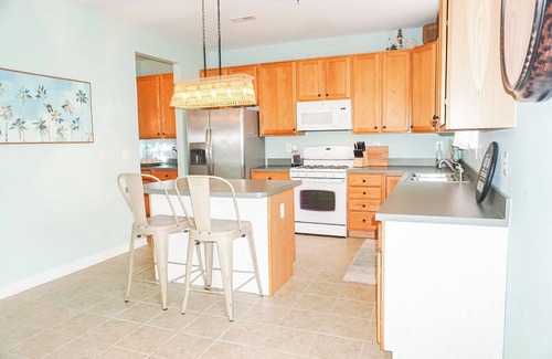 Villages of Five Points House | GOOD VIBES VILLA | 4 Bed, 2.5 Bath