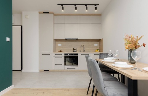 Bialoleka Apartment | Goodnight Apartment by Renters