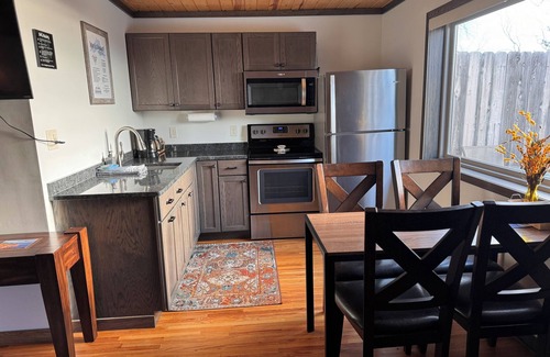 Two Harbors Apartment | Gooseberry Trailside Suites | Knife River Suite