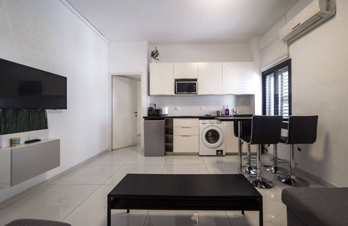 Tel Aviv Promenade Apartment | GORDON BEACH 2 rooms