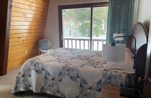 North Creek Ski Chalet | Gore Mountain Chalet - 5 Minutes to Gore Mountain - 4 Bedrooms