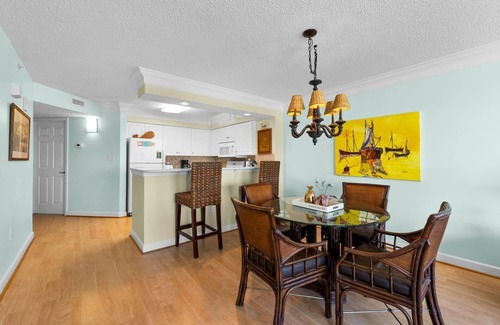 North Myrtle Beach Condo | Gorgeous 2 bedroom condo with a balcony by the beach! | Laguna Keyes - 701