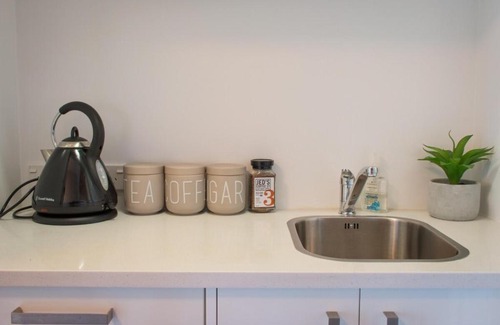 Ponsonby House | Gorgeous 2 Bedroom Guest Suite in Herne Bay