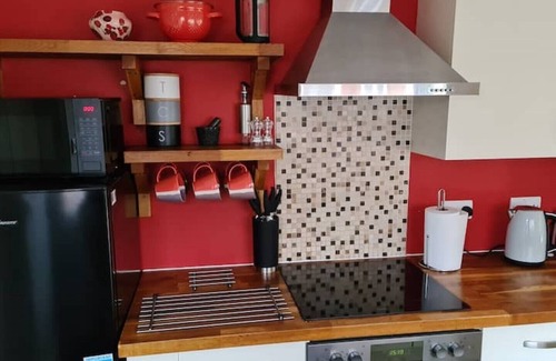 Kintbury Cottage | Gorgeous 2 bedroom Kintbury cottage with garden