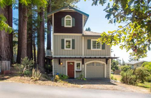 Anchor Bay House | Gorgeous 3 BDR Home in Gualala With Ocean View