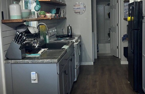 Lakeview House | Gorgeous 3-bedroom house with lake access and boat.